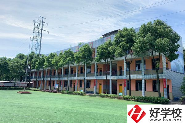 常德海乘職業(yè)學校教學設施好不好？環(huán)境怎么樣？
