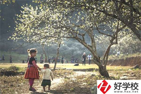 張家界少數(shù)民族加分政策是什么？中專升大專加分嗎？