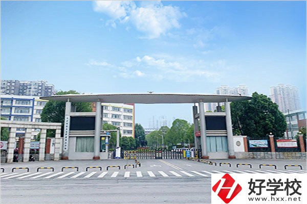 長(zhǎng)沙有衛(wèi)校招收初中生嗎？有哪些條件？