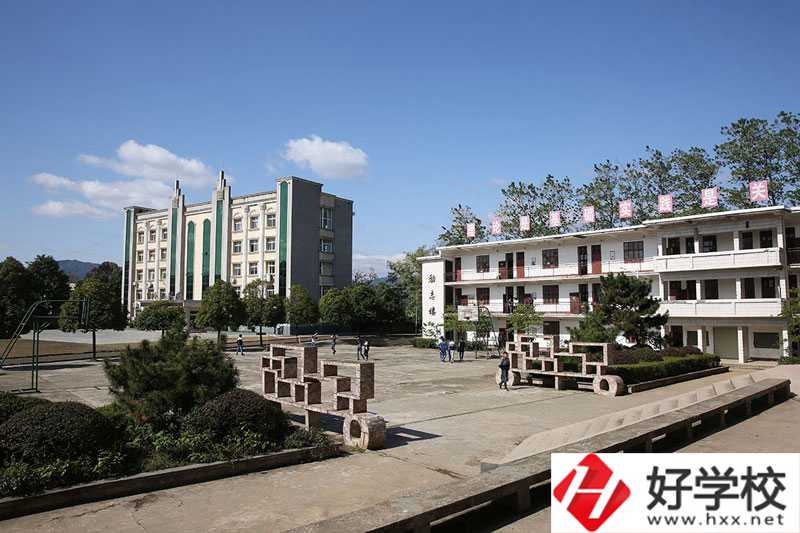 溆浦縣職業(yè)中等專業(yè)學(xué)校學(xué)什么容易就業(yè)？
