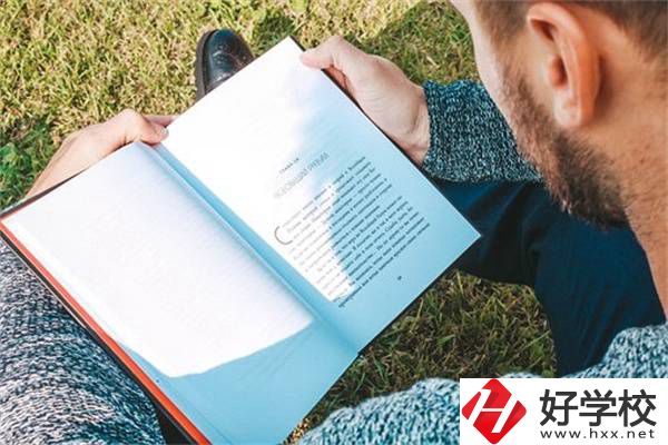 非湖南戶籍可以在長(zhǎng)沙讀職高嗎？上職高有用嗎？