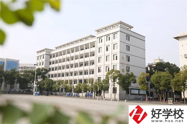 益陽有五年制幼師學(xué)校嗎？當(dāng)幼師有前途嗎？