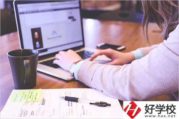 上湖南的中職要實(shí)習(xí)嗎？中職學(xué)校為什么要實(shí)習(xí)？