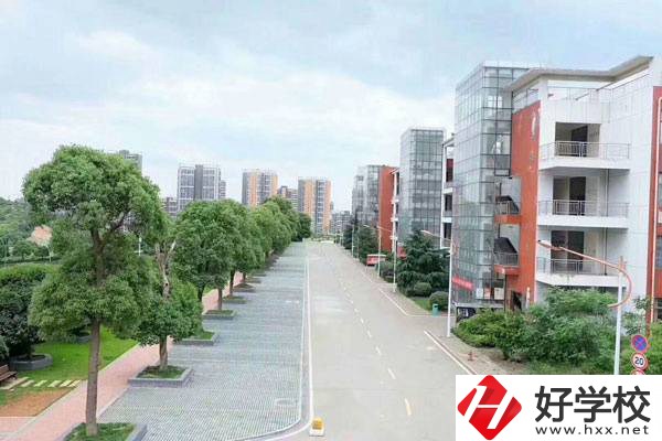 長沙有可以推薦的民辦五年制大專嗎？有什么優(yōu)勢？