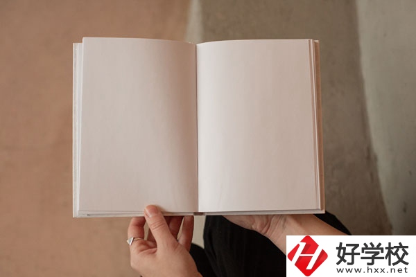 洪江市職業(yè)中專學(xué)校好不好？宿舍怎么樣？