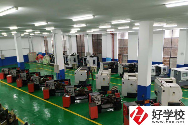 湖南懷化商業(yè)學(xué)校怎么樣？招生計(jì)劃有哪些？