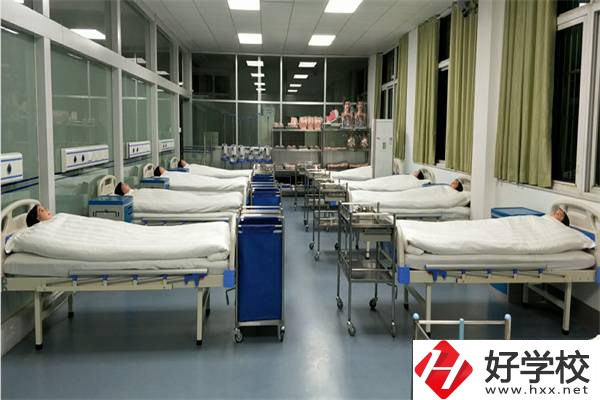 株洲有沒有醫(yī)衛(wèi)中職學(xué)校？醫(yī)衛(wèi)專業(yè)好就業(yè)嗎？