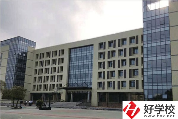 湖南省永州市工業(yè)貿(mào)易中等專業(yè)學校實訓(xùn)樓