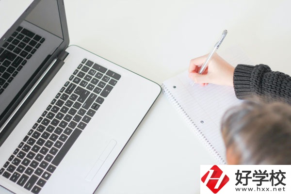辰溪縣中等職業(yè)學(xué)校好不好？宿舍環(huán)境怎么樣？