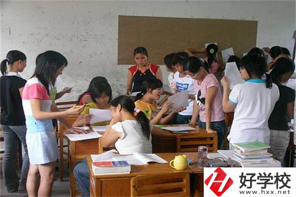 在湖南讀高中和讀職高有什么不同？職高生有什么優(yōu)勢(shì)？