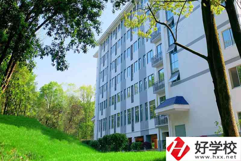 湖南民族職業(yè)學院(中職部)培訓樓