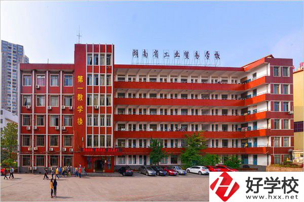 長沙升學(xué)率高的中職學(xué)校有哪些？招生要求嚴(yán)不嚴(yán)？