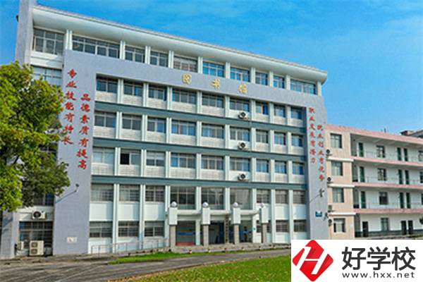株洲人工智能職業(yè)技術(shù)學(xué)校學(xué)費是多少？有補(bǔ)助政策嗎？