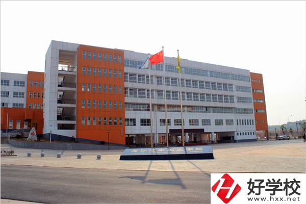 長(zhǎng)沙汽車工業(yè)學(xué)校的熱門專業(yè)有哪些？