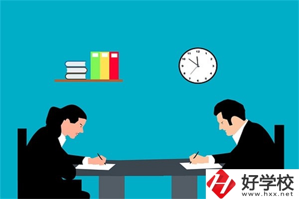 湖南職高高考班和普通班有什么區(qū)別？高考班學什么？