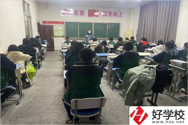 湖南華航鐵路科技技工學(xué)校的校園管理如何？