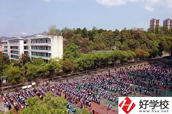 懷化工業(yè)中等專業(yè)學(xué)校值得報(bào)考嗎？從這四點(diǎn)判斷