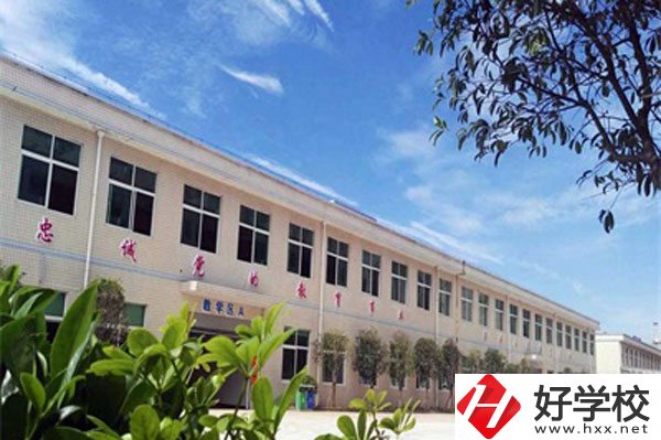 長沙益立中等職業(yè)學校的辦學條件怎么樣？