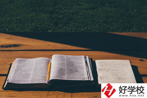湖南省芷江師范學(xué)校有哪些專業(yè)？值得讀嗎？
