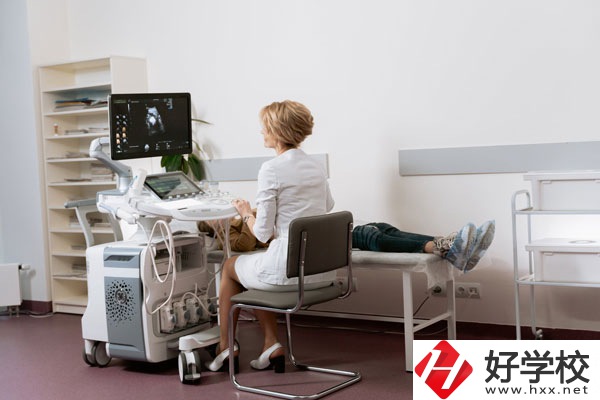 核工業(yè)衛(wèi)生學(xué)校助產(chǎn)專業(yè)怎么樣？宿舍怎么樣？