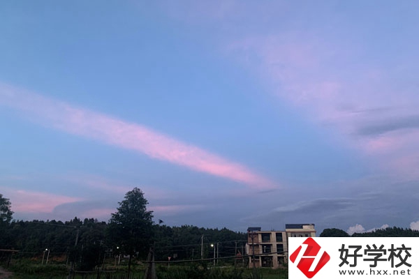 益陽市第一職業(yè)中專學校的專業(yè)就業(yè)前景如何？