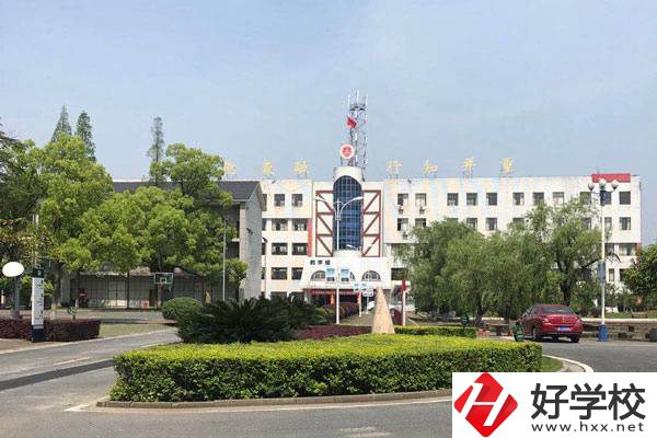 湘潭有沒(méi)有公辦大專招收初中生？可以報(bào)考哪些專業(yè)？
