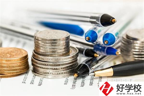 湖南初中畢業(yè)讀五年制大專學什么專業(yè)好？讀了有用嗎？