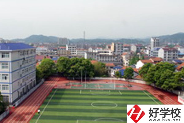 臨湘市職業(yè)中專學校有哪些專業(yè)？