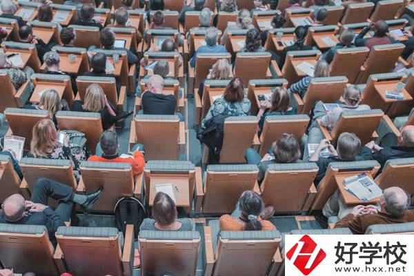 永興縣職業(yè)中專學校航空服務專業(yè)怎么樣？
