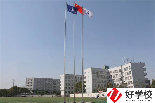 湖南的高中包括職高嗎？有優(yōu)質(zhì)職高可以推薦嗎？
