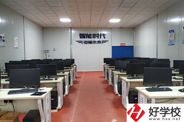 岳陽市建設(shè)科技職業(yè)技術(shù)學(xué)校有什么辦學(xué)特色？