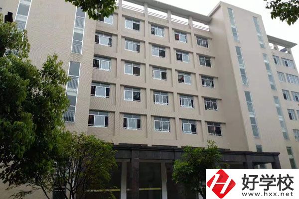 安鄉(xiāng)縣職業(yè)中專師資力量如何？就業(yè)前景好嗎？