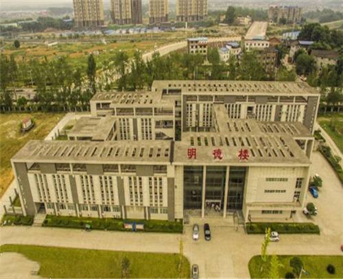 南充職業(yè)技術(shù)學校在什么地方呢？