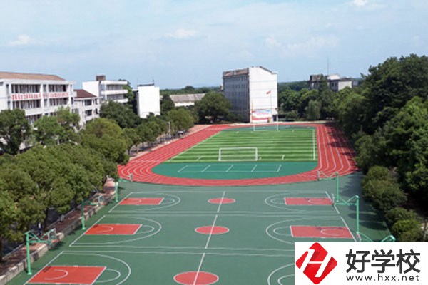 益陽市綜合職業(yè)中等專業(yè)學校收費貴不貴？