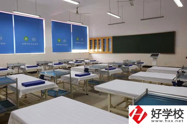 長沙開設(shè)護(hù)理專業(yè)的中職學(xué)校有哪些？