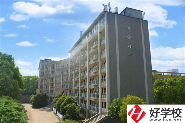 長(zhǎng)沙有什么電子商務(wù)專業(yè)比較好的中專？