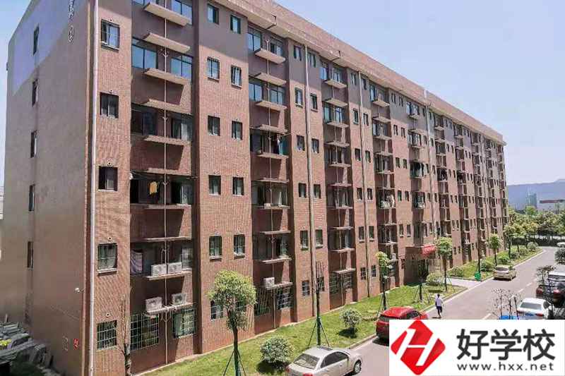 湘潭計算機職業(yè)技術(shù)學院在哪里？條件怎么樣？