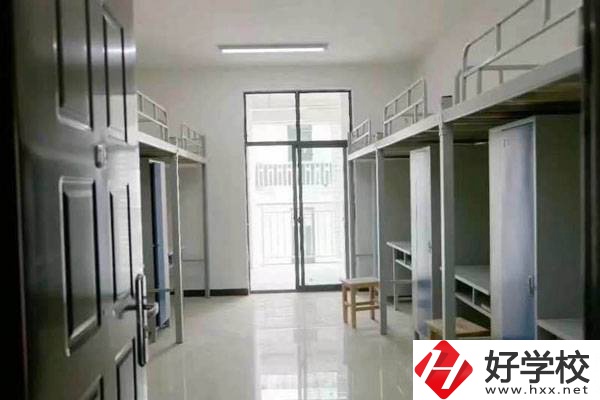 益陽職業(yè)技術(shù)學(xué)院怎么樣?有中職部嗎？