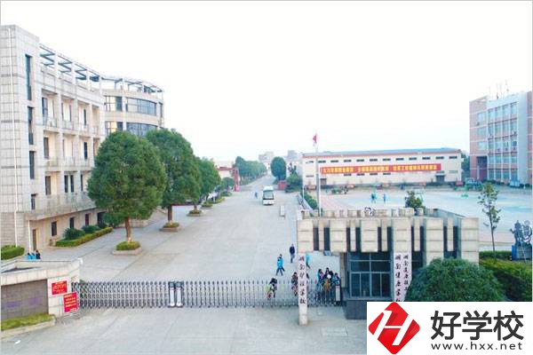 寧鄉(xiāng)健康學(xué)校的對(duì)口高考升學(xué)率怎么樣？可學(xué)哪些專(zhuān)業(yè)？