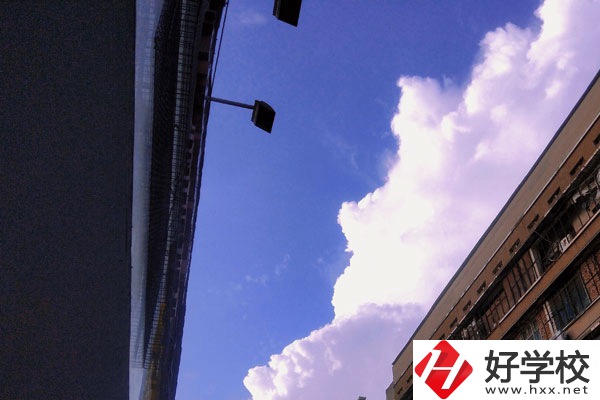 岳陽縣職業(yè)中專學(xué)校怎么樣？好不好就業(yè)？