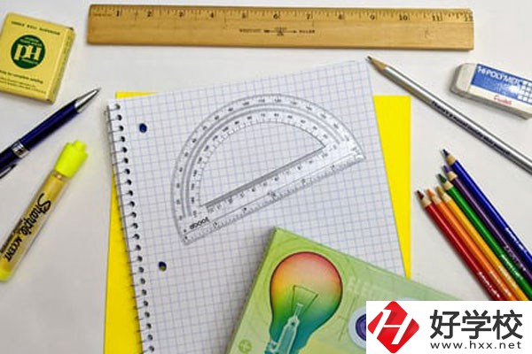 懷化市新華職業(yè)學(xué)校怎么怎么樣？宿舍好不好？