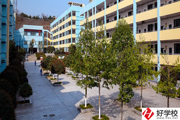 長(zhǎng)沙財(cái)經(jīng)學(xué)校有哪些專業(yè)？