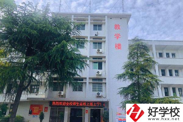 株洲鐵路機(jī)電職業(yè)技術(shù)學(xué)校的辦學(xué)特色有哪些？
