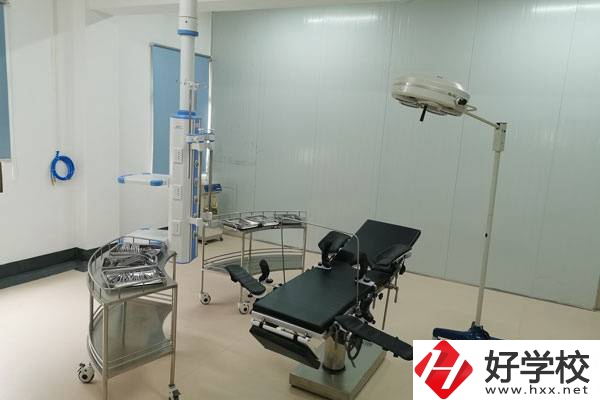 衡陽哪所職高有口腔修復(fù)工藝專業(yè)？推薦就業(yè)機(jī)會嗎？