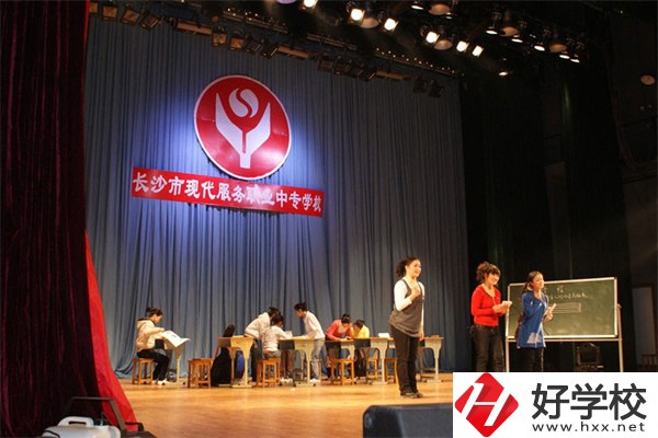 長(zhǎng)沙開(kāi)福區(qū)共有幾所中職學(xué)校？有沒(méi)有公辦的？
