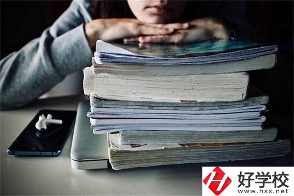 湖南初中畢業(yè)選3+2還是3+3？有五年制大專推薦嗎？