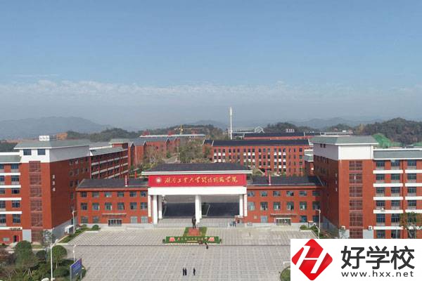 湖南省陶瓷技師學(xué)院有什么專(zhuān)業(yè)?學(xué)校怎么樣?