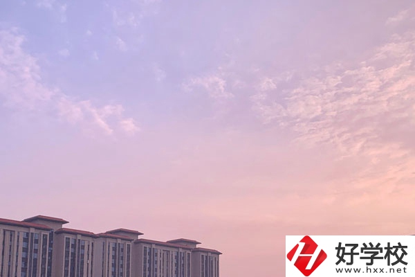 想在常德讀中專，有哪些比較好的學(xué)校推薦？