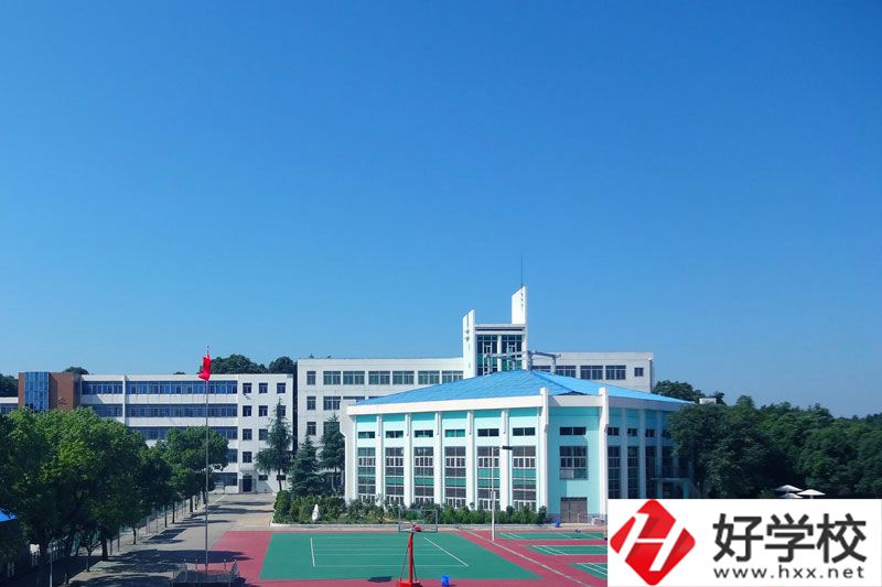 岳陽(yáng)中岳經(jīng)貿(mào)職業(yè)技術(shù)學(xué)校怎么樣？有哪些辦學(xué)特色？