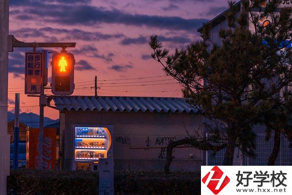 株洲市工業(yè)中等學(xué)校怎么樣？環(huán)境好嗎？